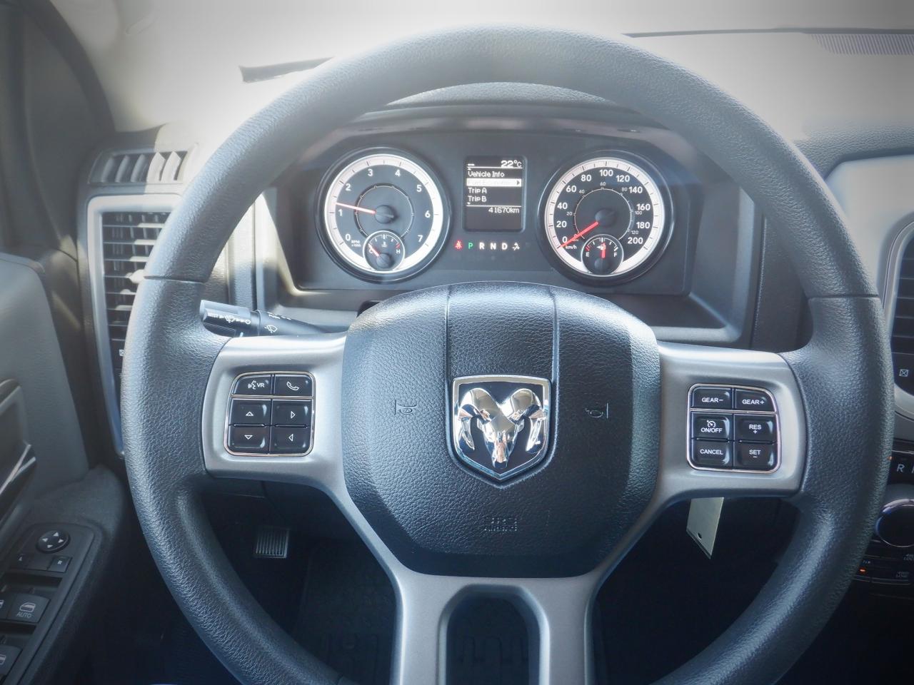 2023 RAM 1500 Classic SLT - Photo #5
