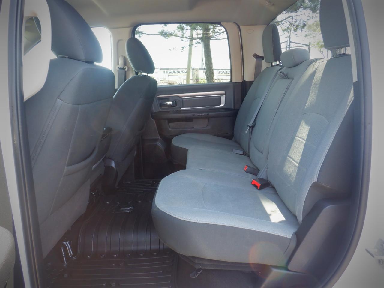 2023 RAM 1500 Classic SLT - Photo #8