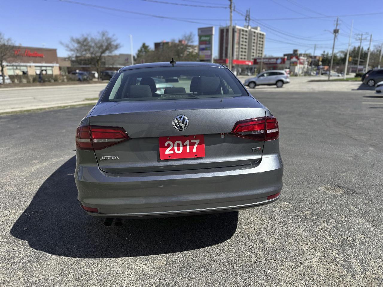 2017 Volkswagen Jetta TRENDLINE+ - Photo #4