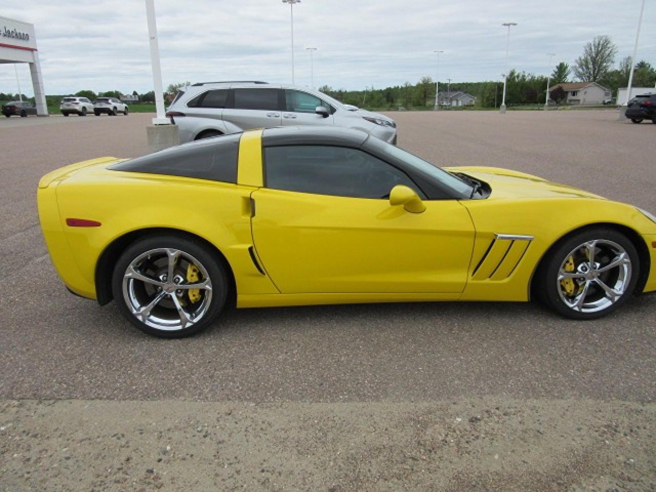 2012 Chevrolet Corvette Z16 Grand Sport w/3LT Photo3