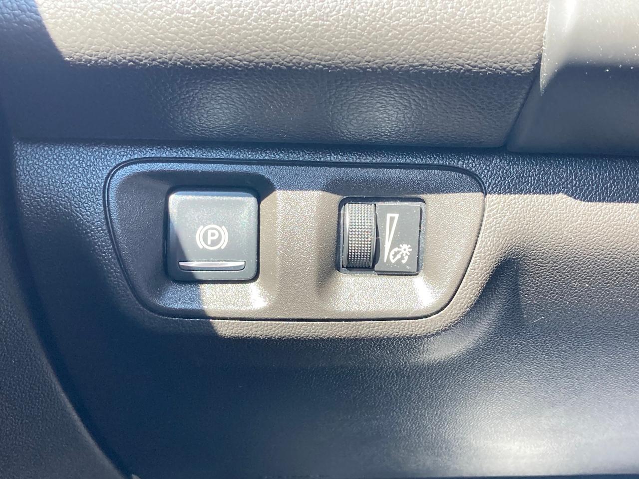 2018 GMC Acadia SLE - Photo #19