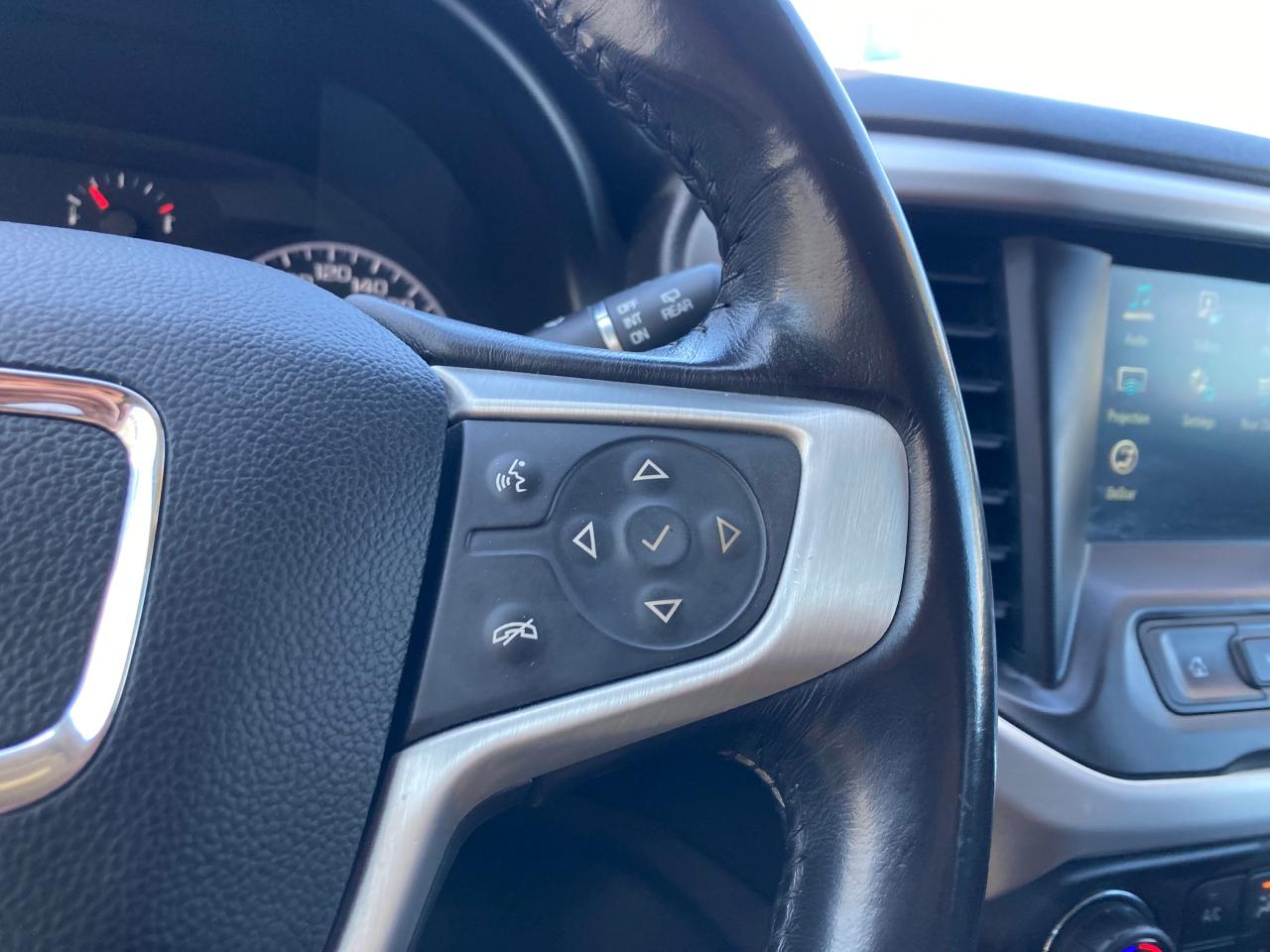 2018 GMC Acadia SLE - Photo #17