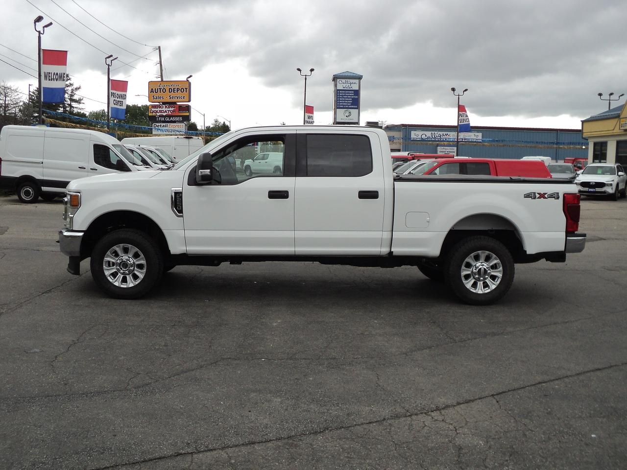 2020 Ford F-250 XLT CrewCab 4WD 6.2L8cylGas 6.75' Box BackUpCam - Photo #6