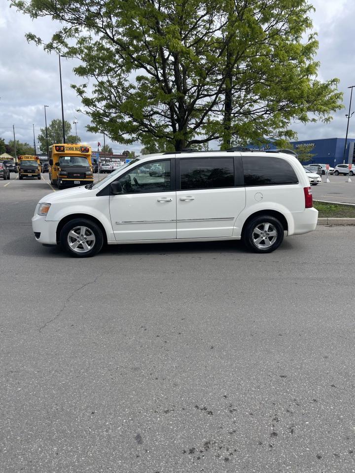2008 Dodge Grand Caravan SXT    POWER SLIDING DOORS   POWER LIFT GATE - Photo #2
