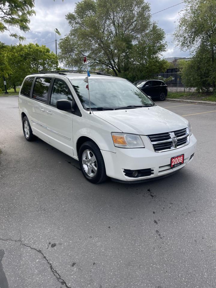 2008 Dodge Grand Caravan SXT    POWER SLIDING DOORS   POWER LIFT GATE - Photo #5