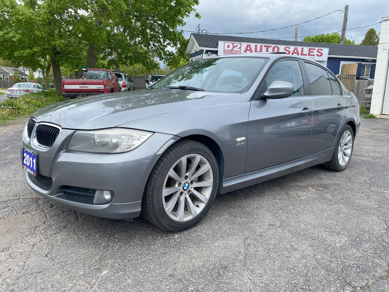 Used 2011 BMW 3 Series Comes Certified/Automatic/AWD/Leather/Sunroof for sale in Scarborough, ON