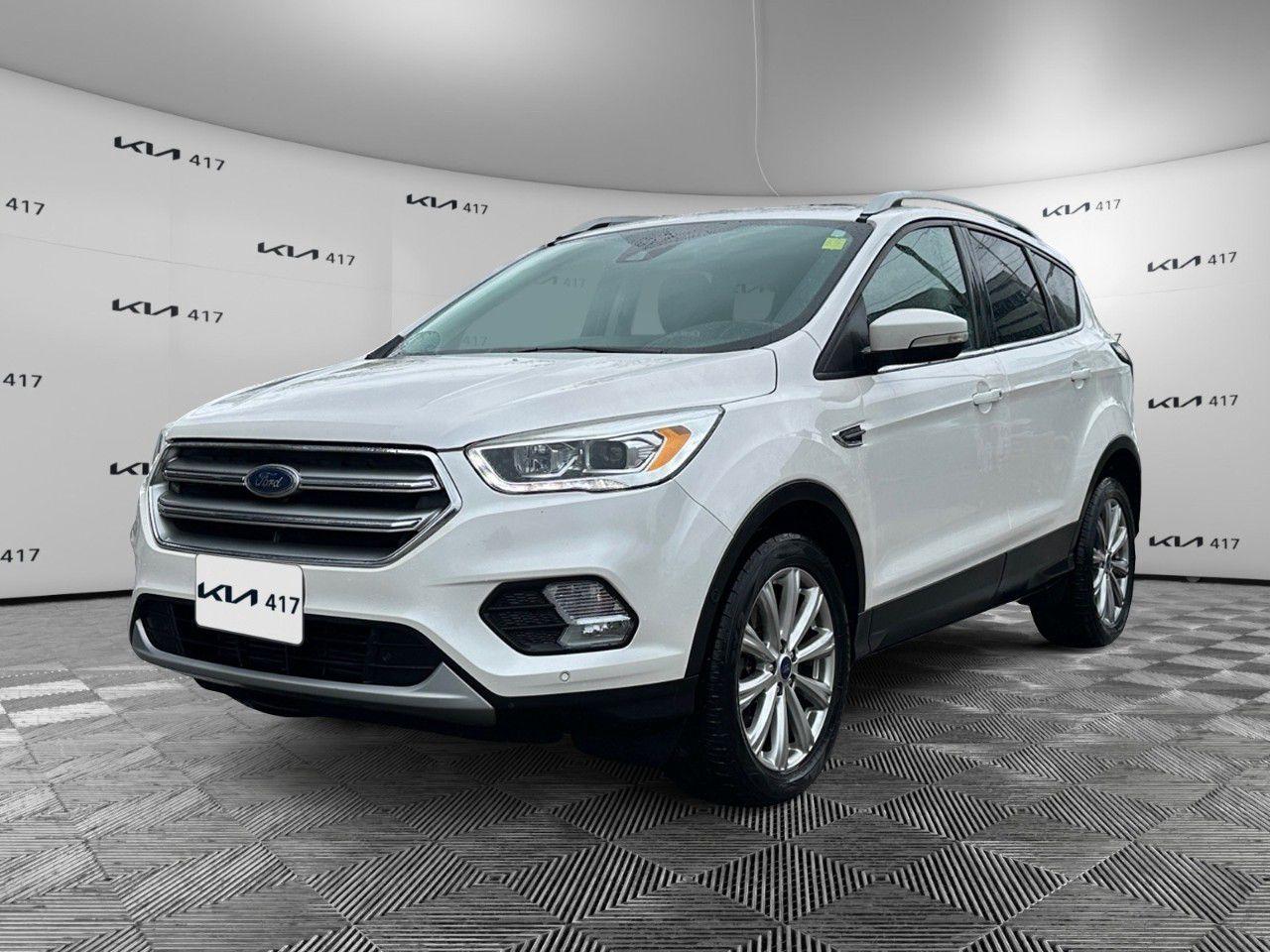 Used 2017 Ford Escape 4WD 4DR TITANIUM for sale in Gloucester, ON