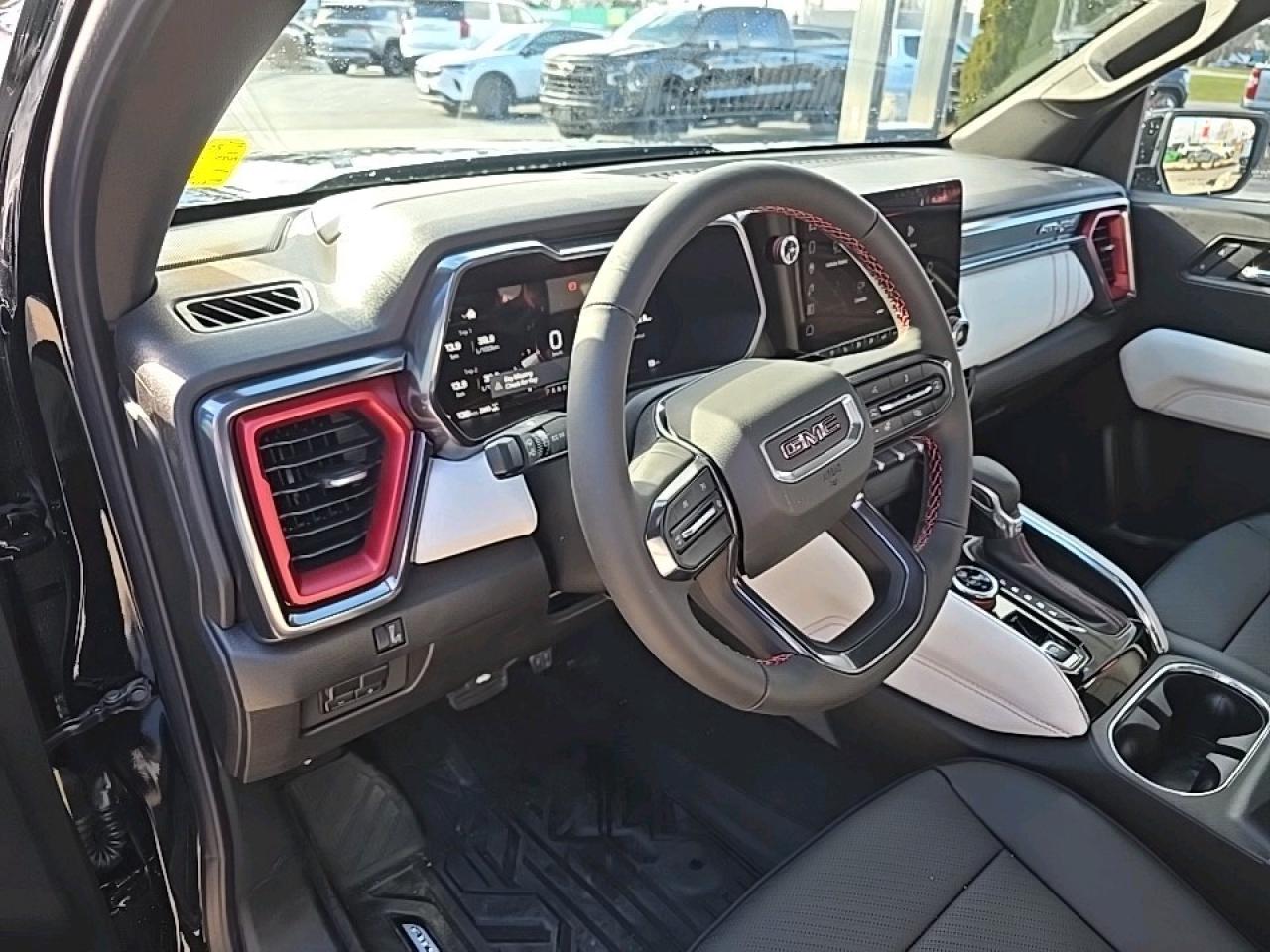 2025 GMC Canyon AT4 Photo