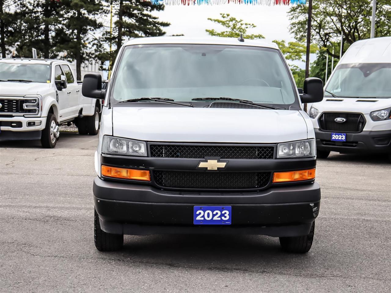 Used 2023 Chevrolet Express 2500 Work Van for sale in Etobicoke, ON