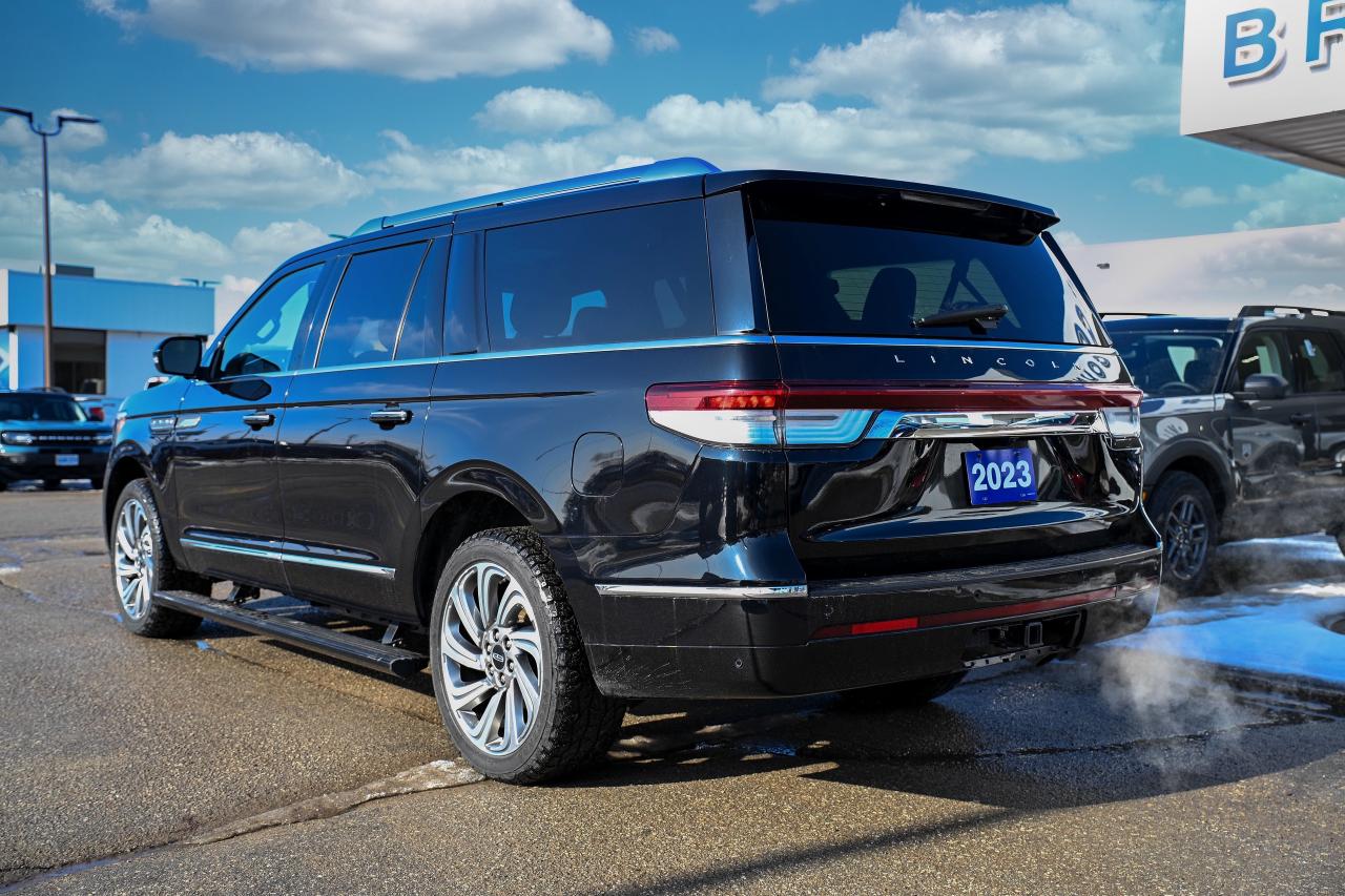 2023 Lincoln Navigator 7 PASSENGER | NAVI | PANO ROOF | HEATED STEERING Photo