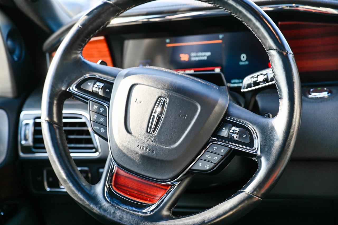 2023 Lincoln Navigator 7 PASSENGER | NAVI | PANO ROOF | HEATED STEERING Photo
