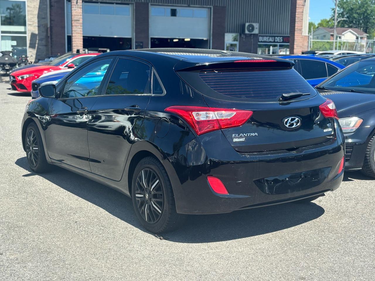 2016 Hyundai Elantra GT GL - Photo #5