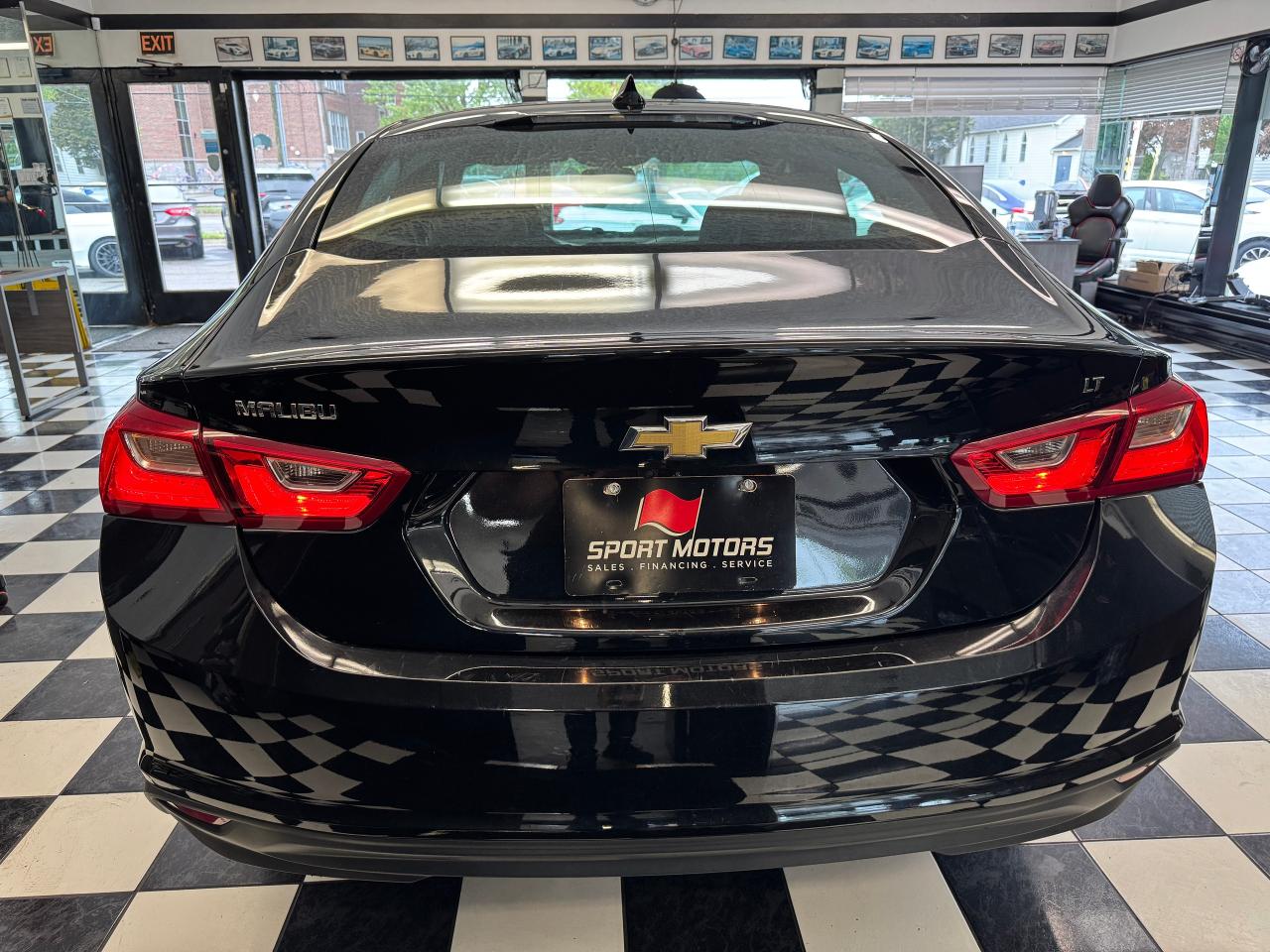 2018 Chevrolet Malibu LT+New Brakes+Camera+Remote Start+CLEAN CARFAX Photo4