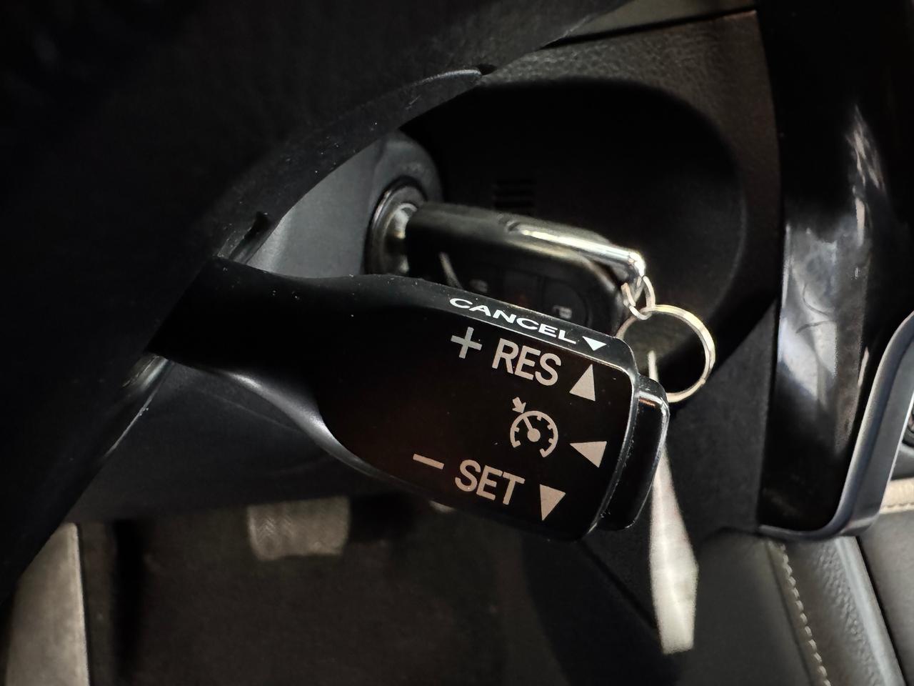 2017 Toyota Corolla iM New Tires+Camera+Heated Seats+Tinted+ACCIDENT FREE Photo