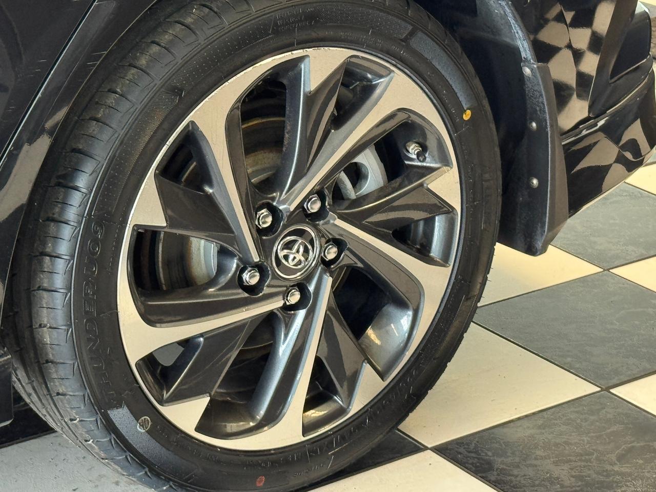 2017 Toyota Corolla iM New Tires+Camera+Heated Seats+Tinted+ACCIDENT FREE Photo