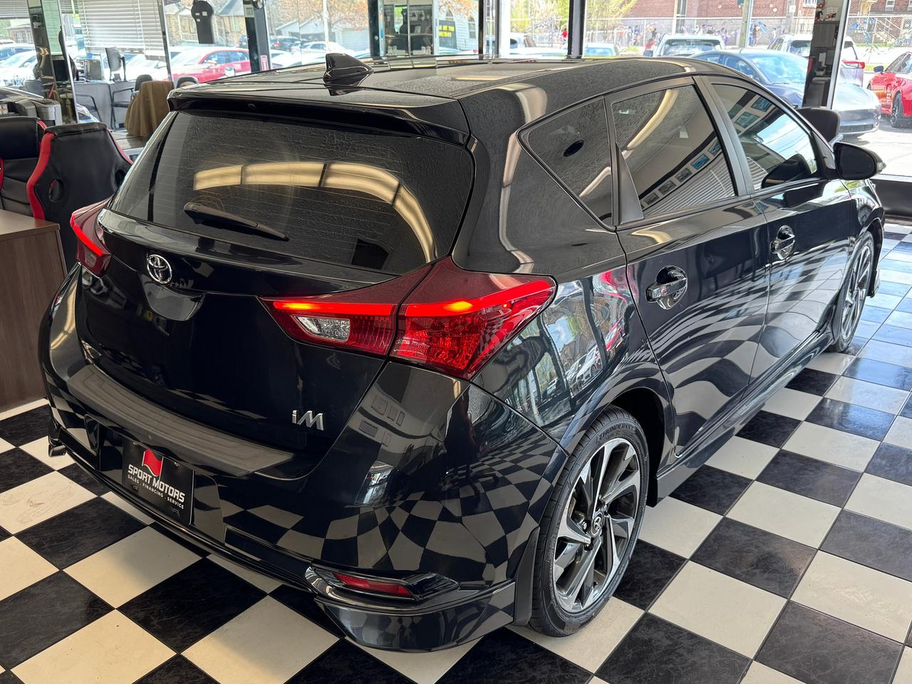 2017 Toyota Corolla iM New Tires+Camera+Heated Seats+Tinted+ACCIDENT FREE Photo