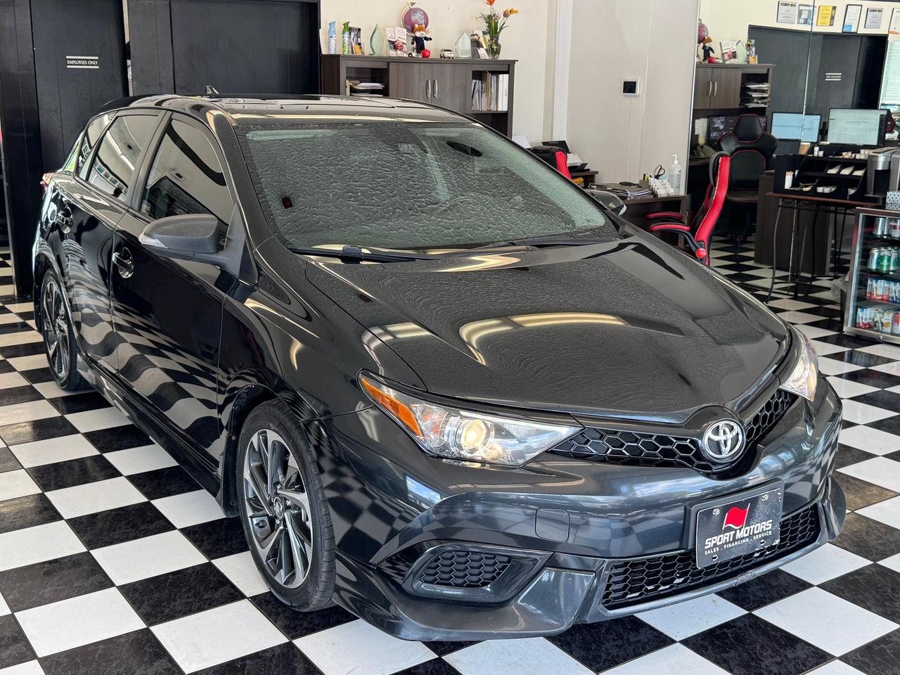 2017 Toyota Corolla iM New Tires+Camera+Heated Seats+Tinted+ACCIDENT FREE Photo