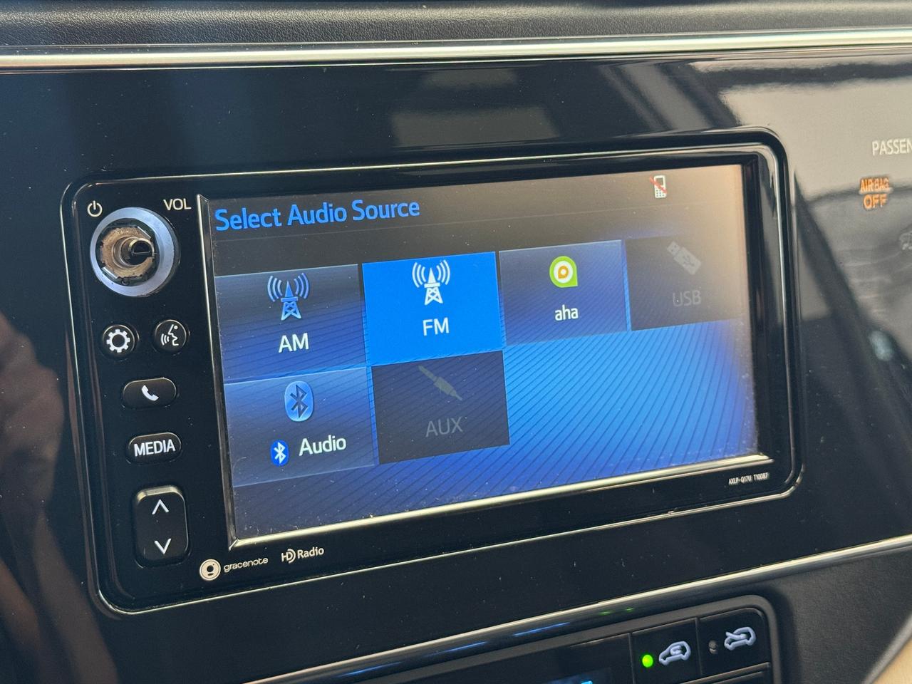 2017 Toyota Corolla iM New Tires+Camera+Heated Seats+Tinted+ACCIDENT FREE Photo