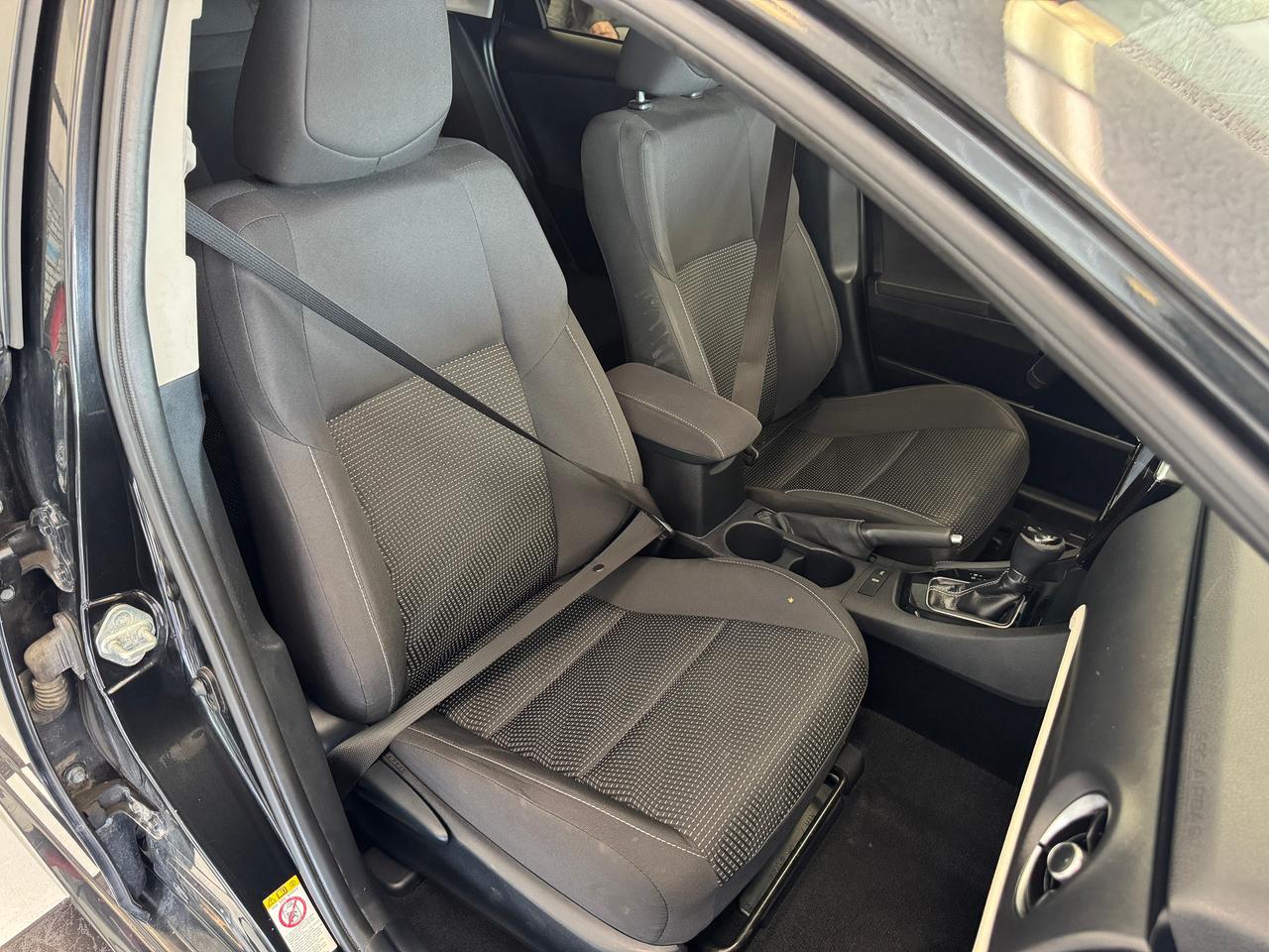 2017 Toyota Corolla iM New Tires+Camera+Heated Seats+Tinted+ACCIDENT FREE Photo