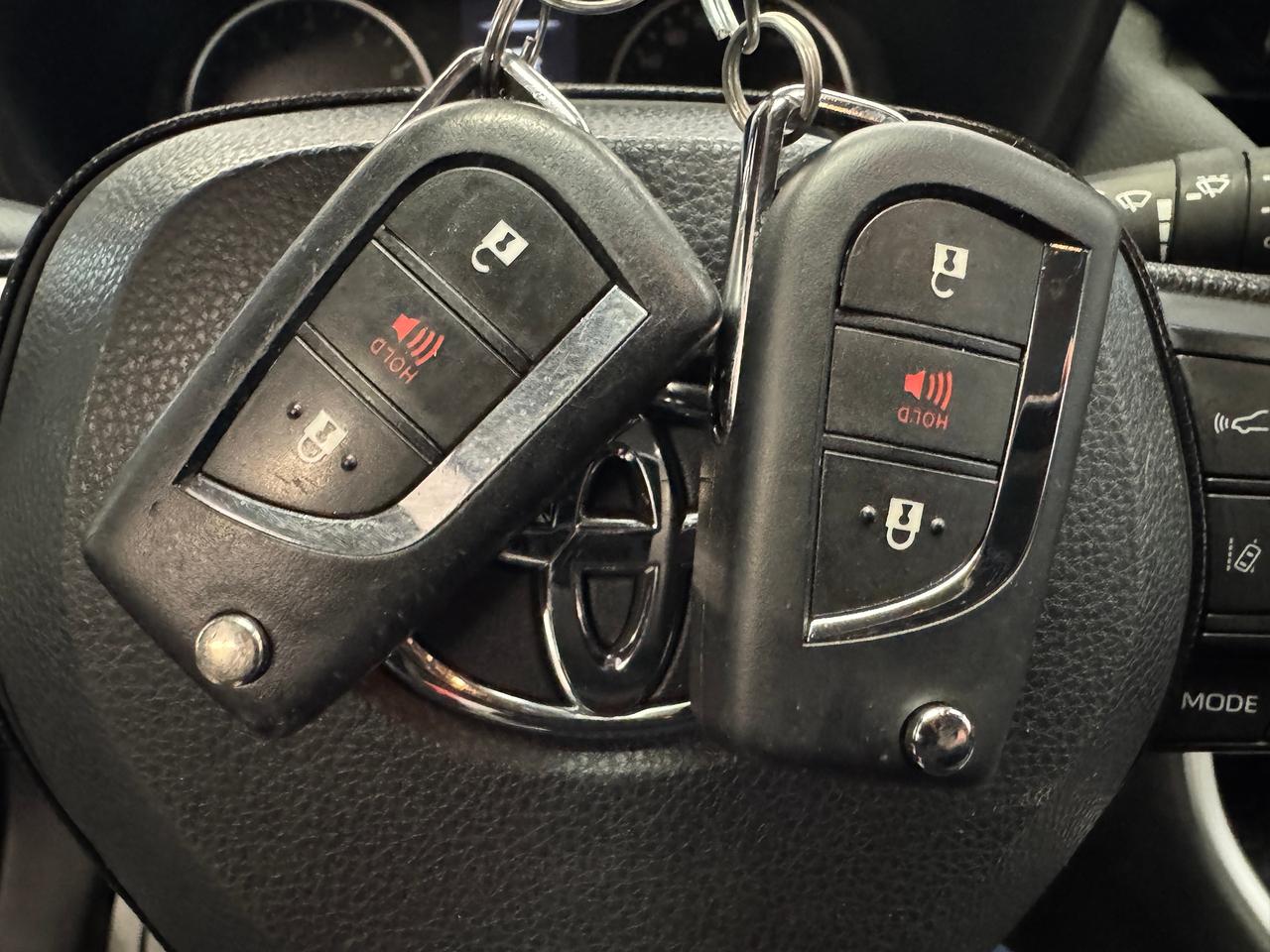 2021 Toyota RAV4 LE+Adaptive Cruise+LaneKeep+ApplePlay+CLEAN CARFAX Photo