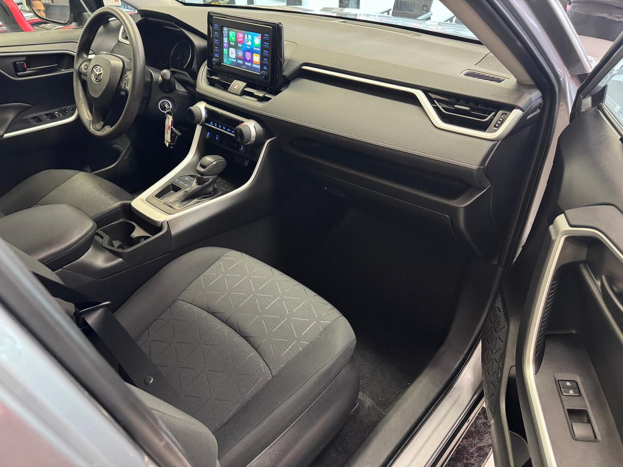 2021 Toyota RAV4 LE+Adaptive Cruise+LaneKeep+ApplePlay+CLEAN CARFAX Photo