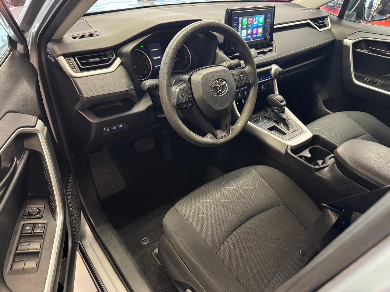 2021 Toyota RAV4 LE+Adaptive Cruise+LaneKeep+ApplePlay+CLEAN CARFAX Photo