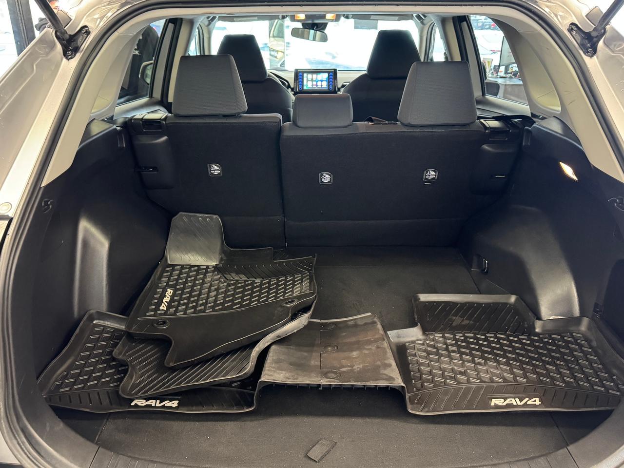 2021 Toyota RAV4 LE+Adaptive Cruise+LaneKeep+ApplePlay+CLEAN CARFAX Photo