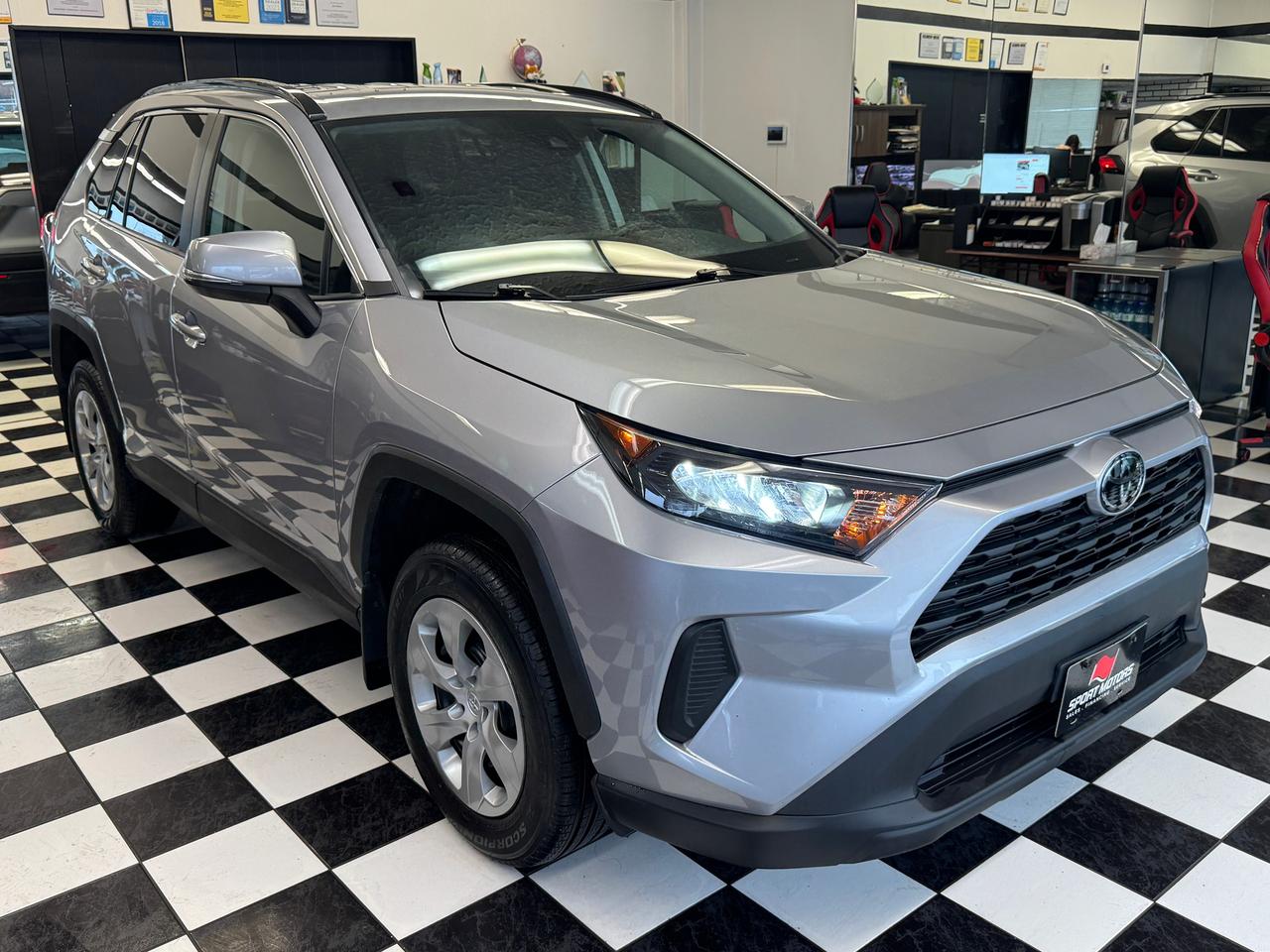 2021 Toyota RAV4 LE+Adaptive Cruise+LaneKeep+ApplePlay+CLEAN CARFAX Photo