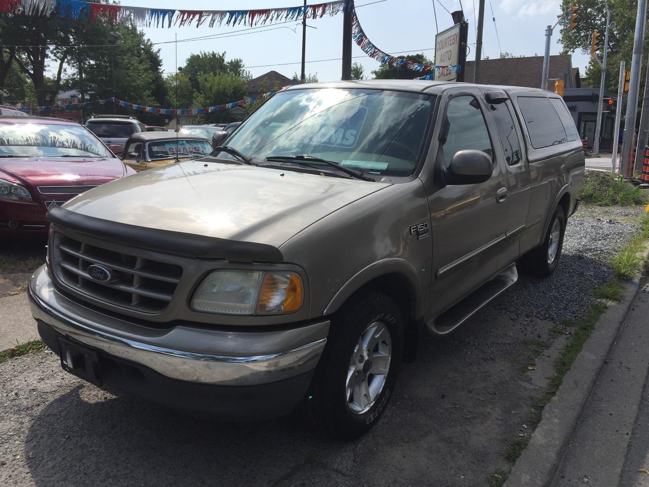 2003 Ford F-150 Real Low KM's - W/Matching Cap - XLT "XTR PKG"