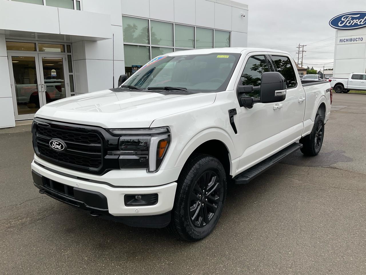 2025 Ford F-150 Lariat Photo0