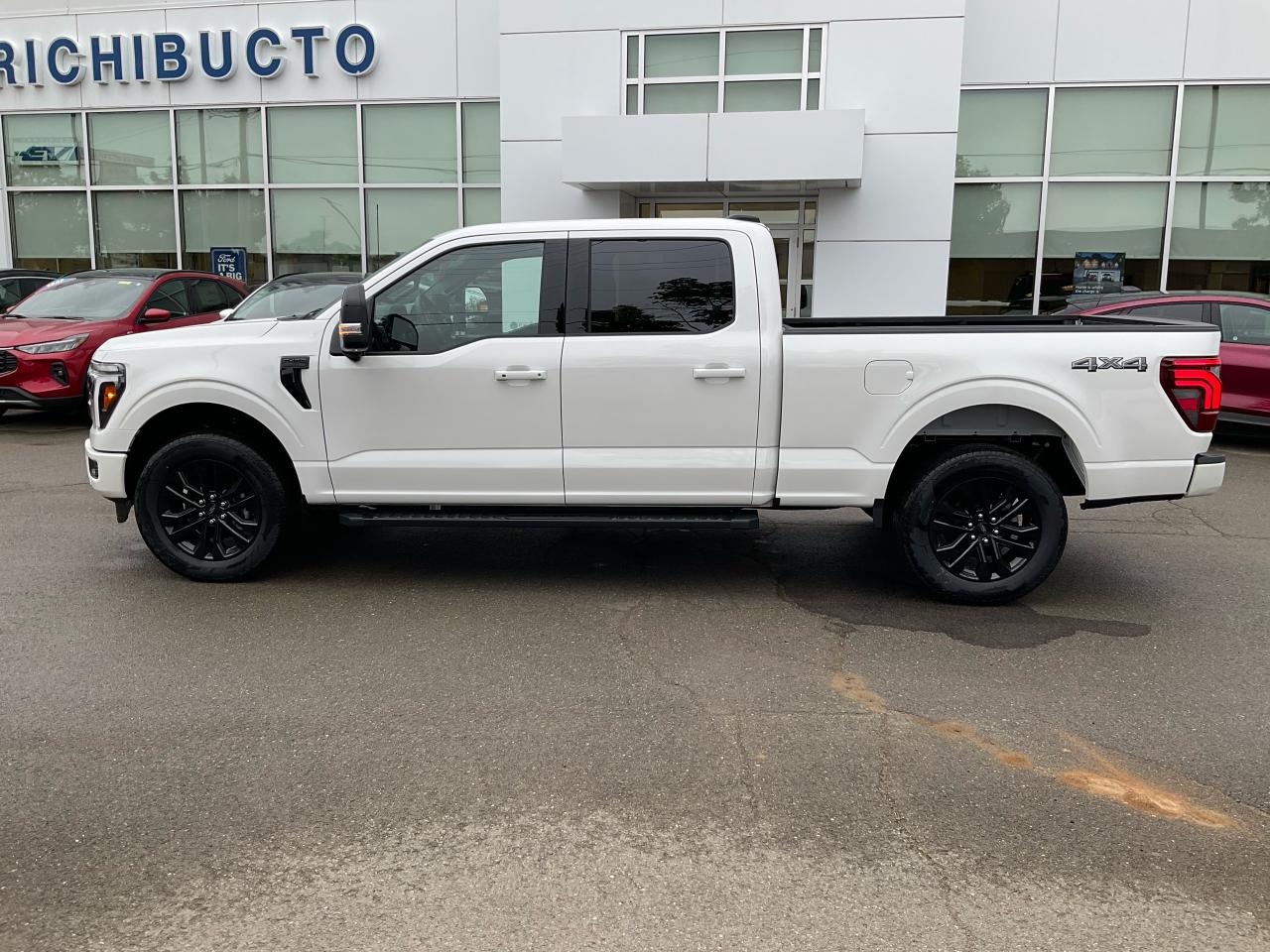 2025 Ford F-150 Lariat Photo3