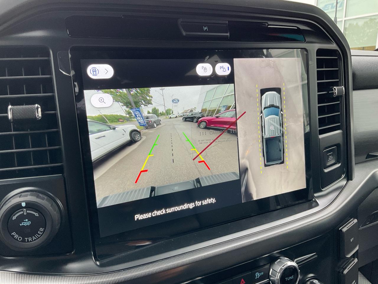 2025 Ford F-150 Lariat Photo5