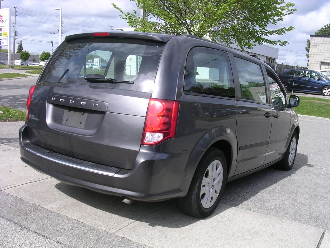 2015 Dodge Grand Caravan CANADA VALUE PACKAGE - Photo #3