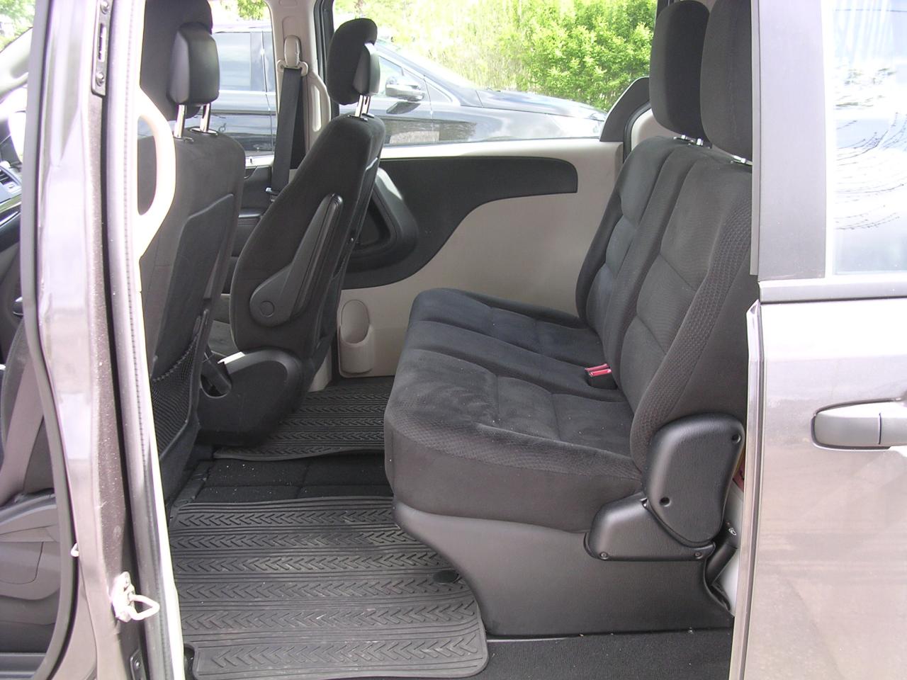 2015 Dodge Grand Caravan CANADA VALUE PACKAGE - Photo #6