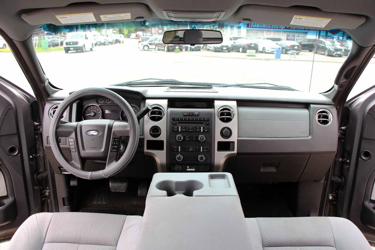 2013 Ford F-150 XLT Photo