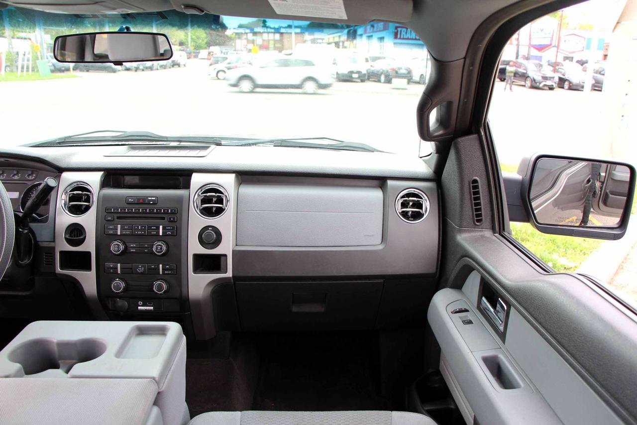 2013 Ford F-150 XLT Photo