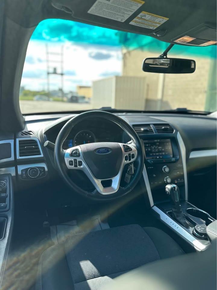2015 Ford Explorer XLT - Photo #7