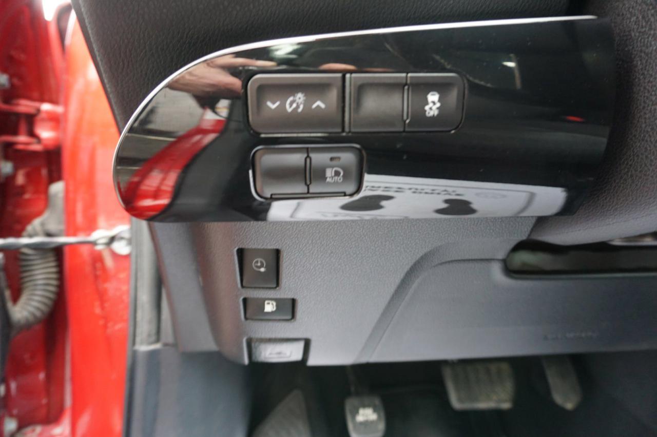 2019 Toyota Prius Prime PREMIUM PLUG-IN CERTIFIED *FREE ACCIDENT* NAV CAMERA HEATED SEAT/STEERING LANE DEPARTURE - Photo #24