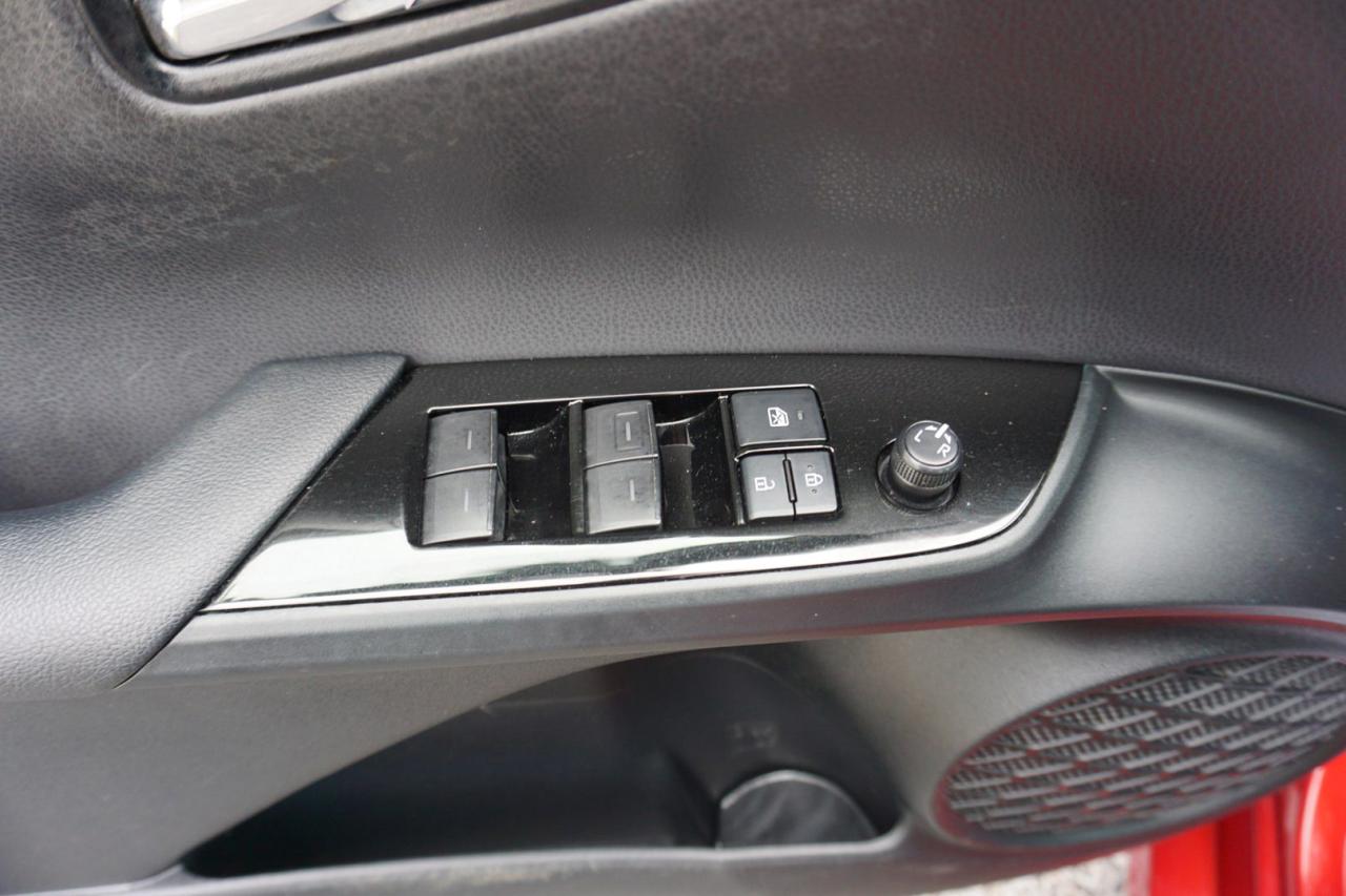 2019 Toyota Prius Prime PREMIUM PLUG-IN CERTIFIED *FREE ACCIDENT* NAV CAMERA HEATED SEAT/STEERING LANE DEPARTURE - Photo #25