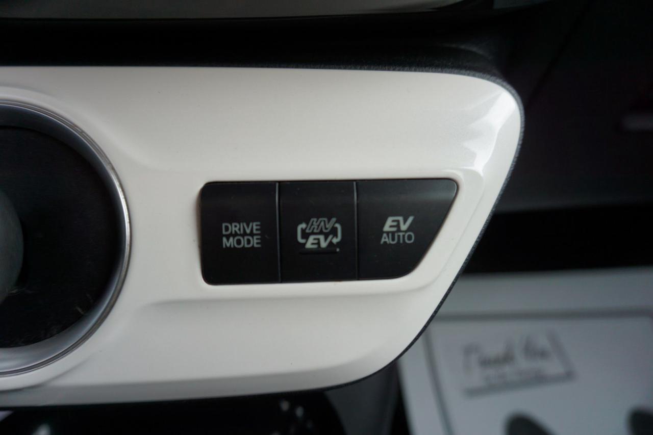 2019 Toyota Prius Prime PREMIUM PLUG-IN CERTIFIED *FREE ACCIDENT* NAV CAMERA HEATED SEAT/STEERING LANE DEPARTURE - Photo #28