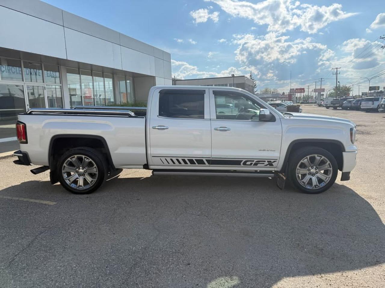 2017 GMC Sierra 1500 Denali - Photo #5