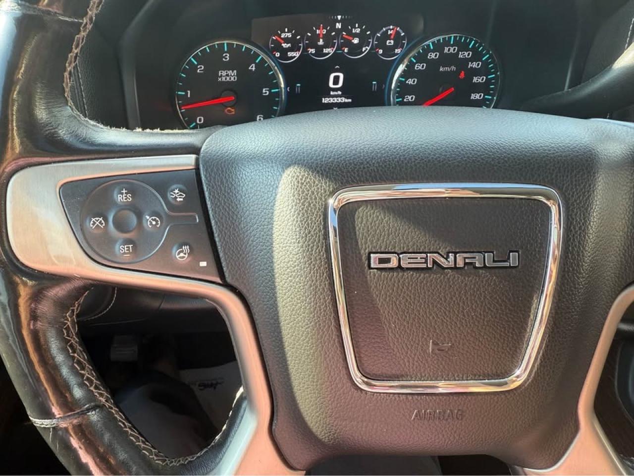 2017 GMC Sierra 1500 Denali - Photo #11