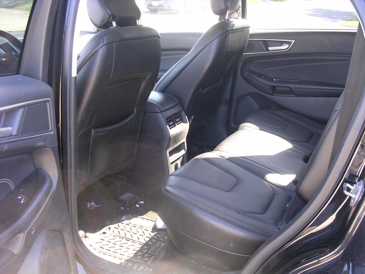 2017 Ford Edge Titanium - Photo #7