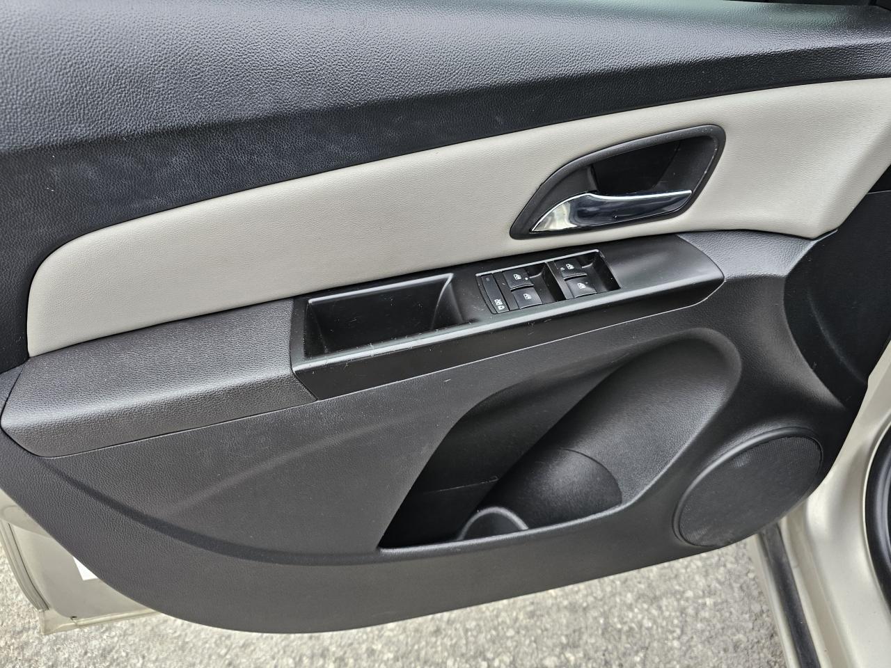 2014 Chevrolet Cruze 2LS, AUTO, A/C, POWER GROUP, CERTIFIED, 170 KM - Photo #15