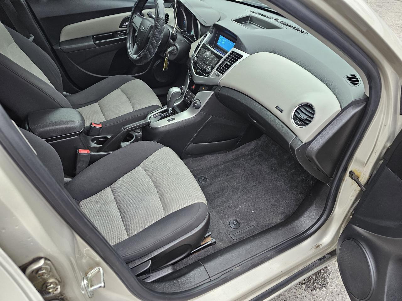 2014 Chevrolet Cruze 2LS, AUTO, A/C, POWER GROUP, CERTIFIED, 170 KM - Photo #7