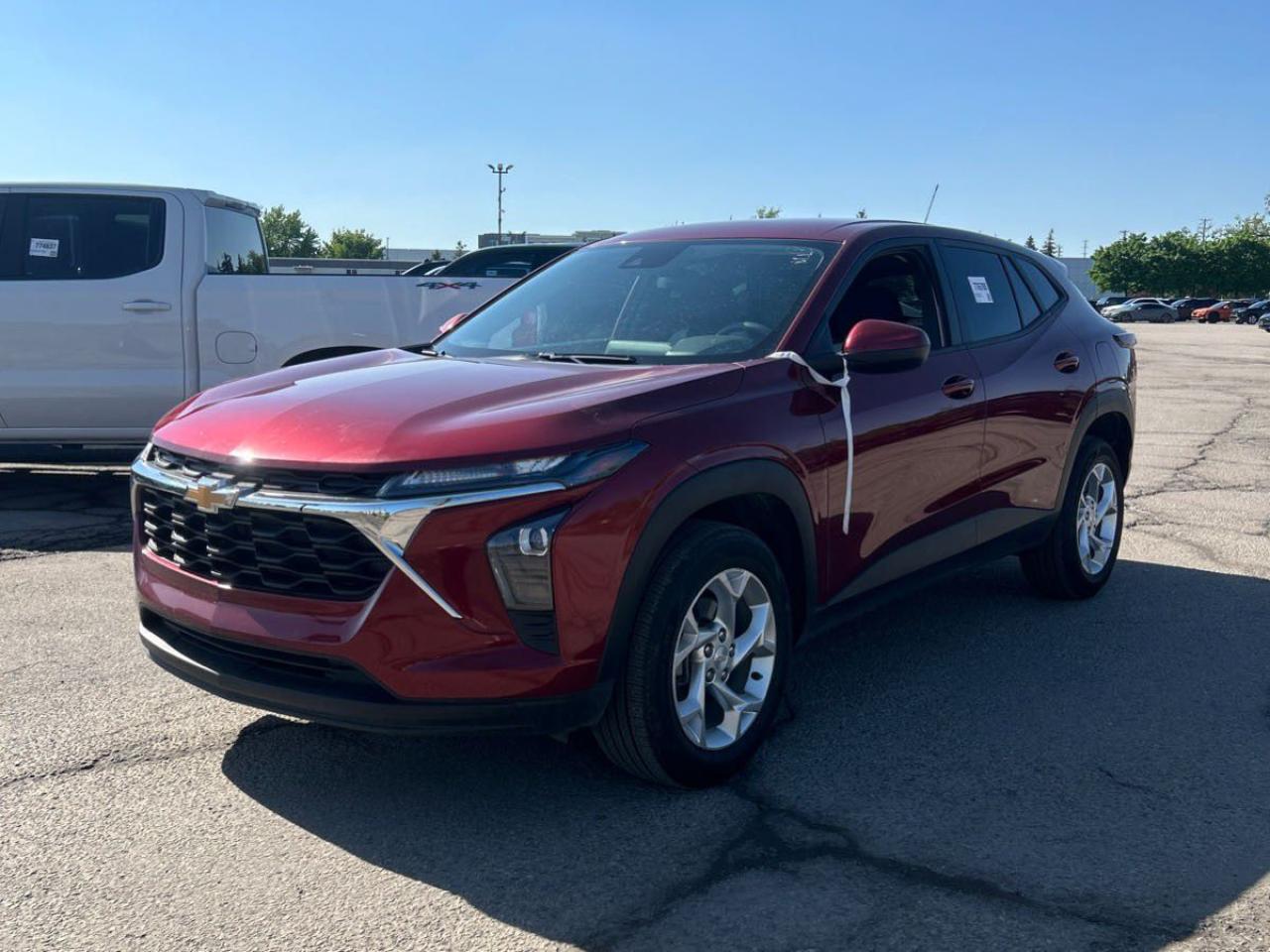 Used 2024 Chevrolet Trax LS | Wireless Carplay | Lane Keep Assist for sale in Kitchener, ON