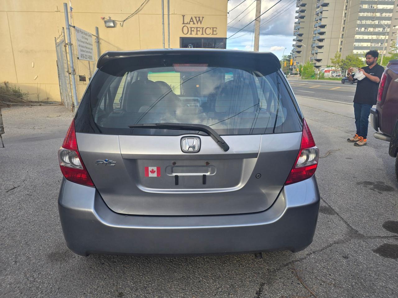 2007 Honda Fit LX w/Cruise Control - Photo #5