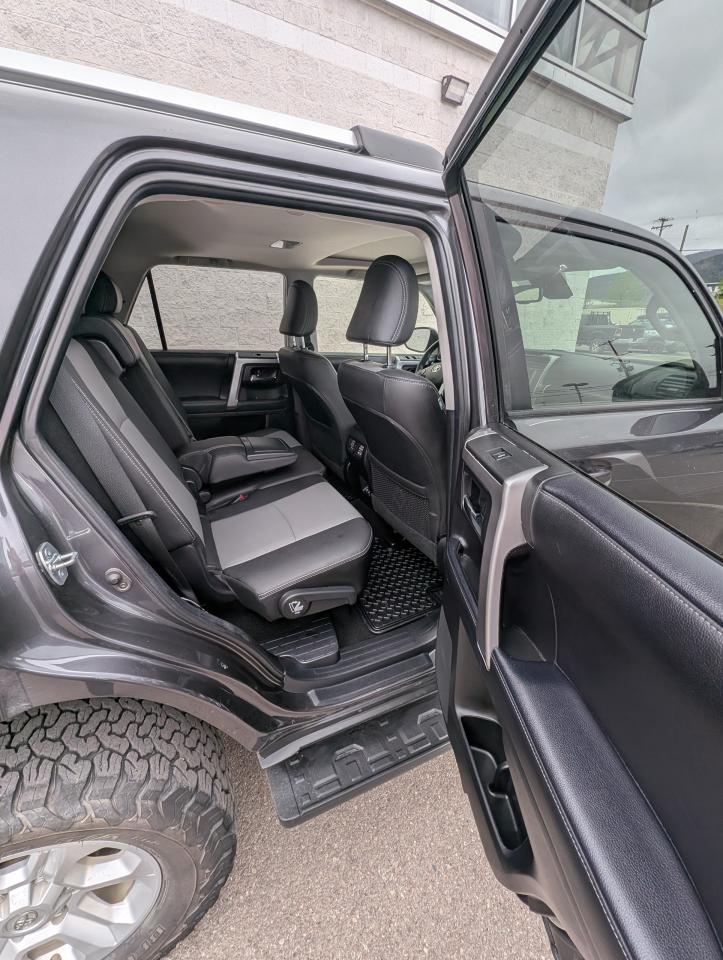 2022 Toyota 4Runner SR5 Photo
