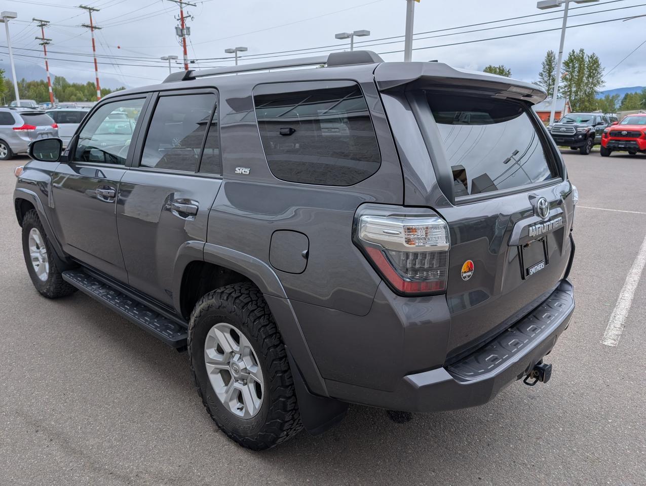 2022 Toyota 4Runner SR5 Photo4