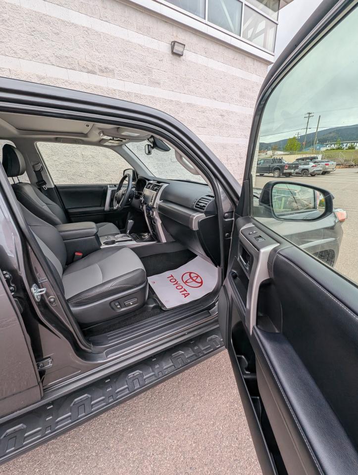 2022 Toyota 4Runner SR5 Photo
